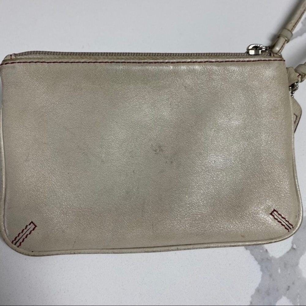 Coach Wristlet Cream - Picture 3 of 7